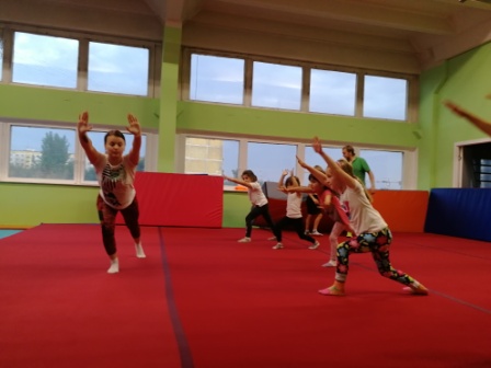 gimnastika-dlya -detei-5-6let