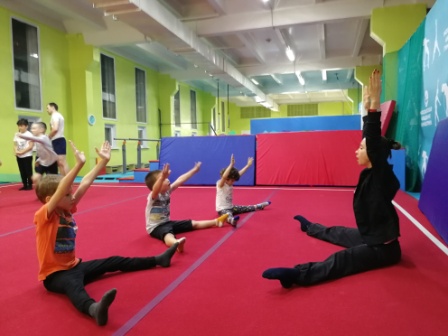akrobatika-detskaya-6-let